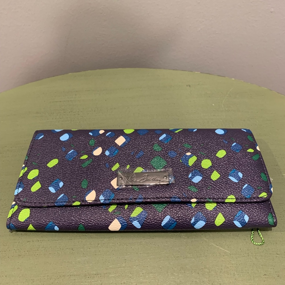 Vera Bradley trifold clutch